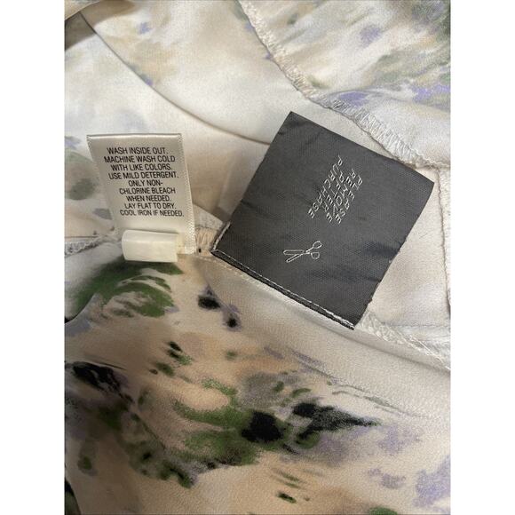 Simply Vera Vera Wang Women’s Ivory Sleeveless Blouse Size XL - Abstract Floral - Picture 7 of 7